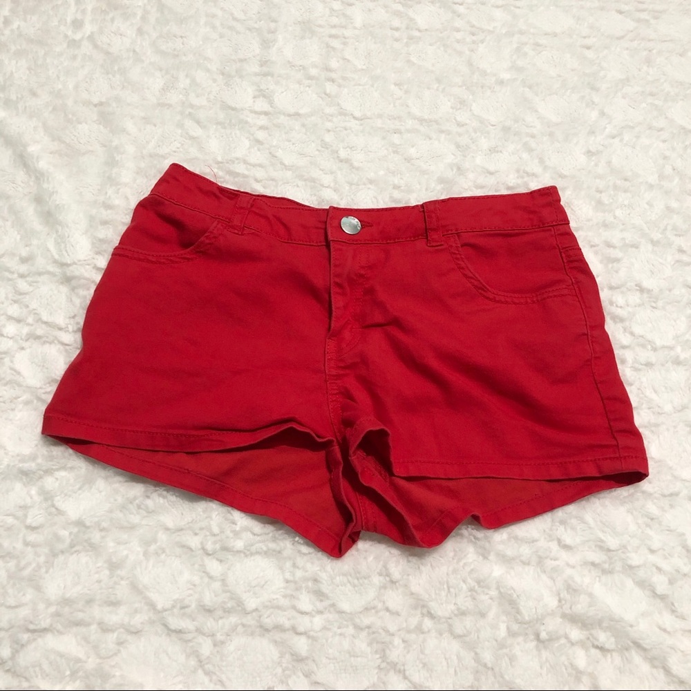 red h&m shorts with pockets